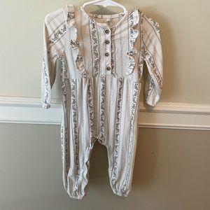12 M Jessica Simpson Romper